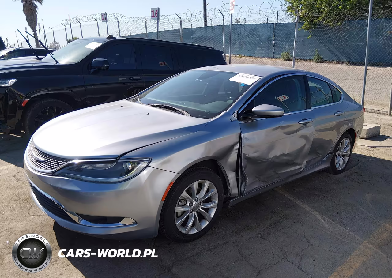 2015 Chrysler 200 C VIN:1C3CCCCB9FN720612 - 2