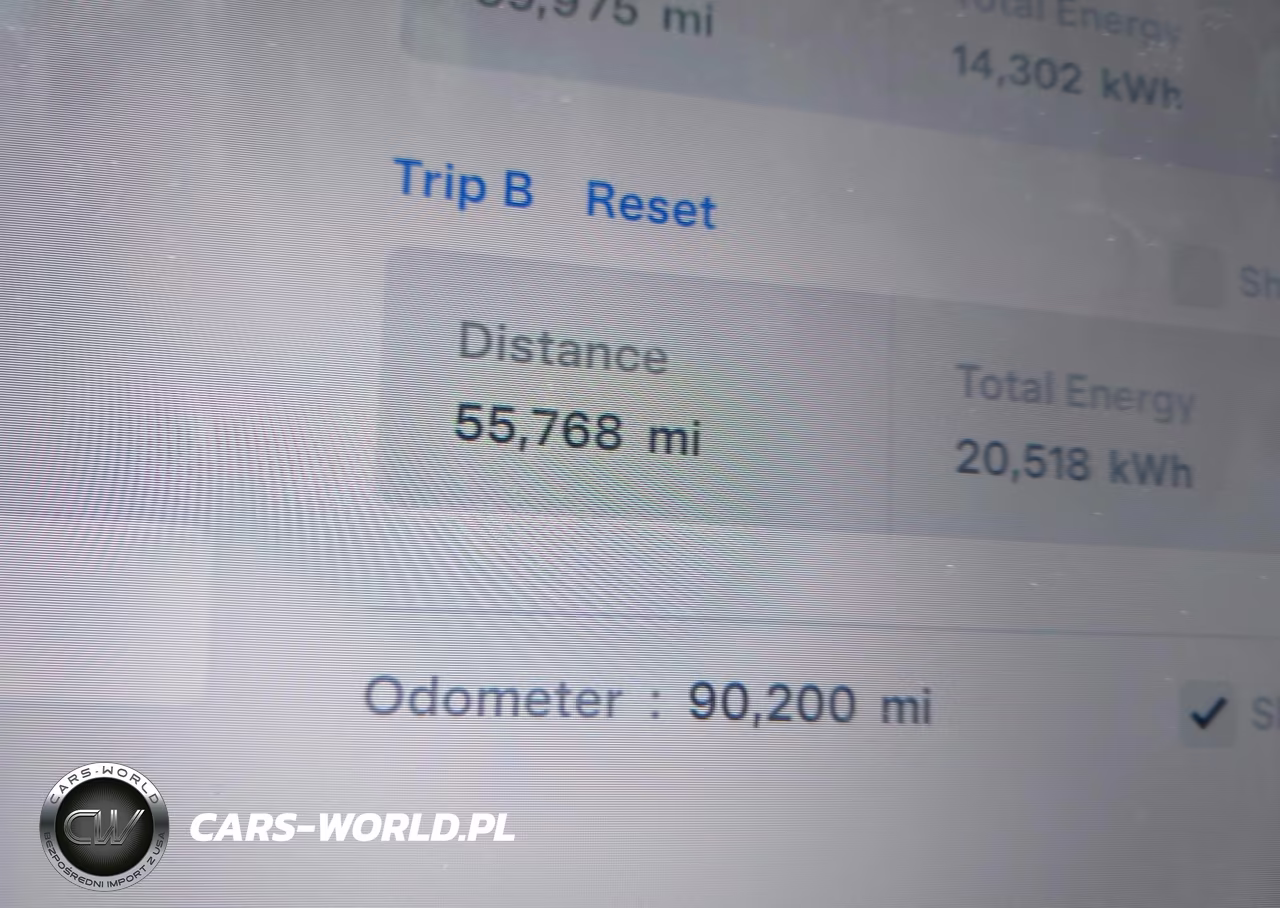 2018 Tesla Model X 100D-75D-P100D VIN:5YJXCAE25JF111832 - 15