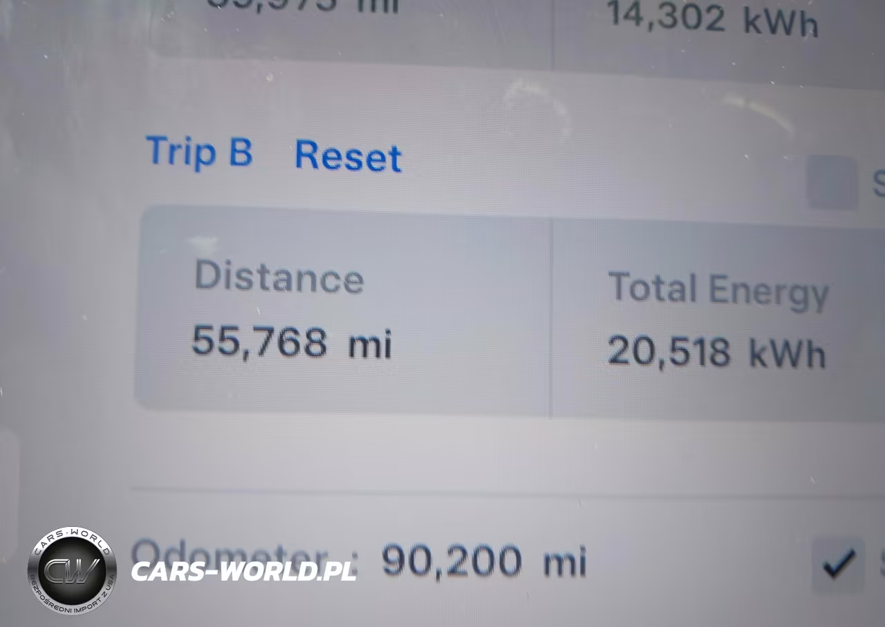 2018 Tesla Model X 100D-75D-P100D VIN:5YJXCAE25JF111832 - 7