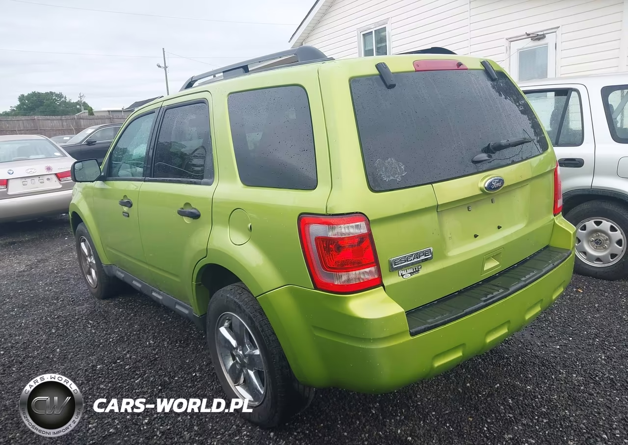 2012 Ford Escape Xlt VIN:1FMCU0D73CKC00724 - 3