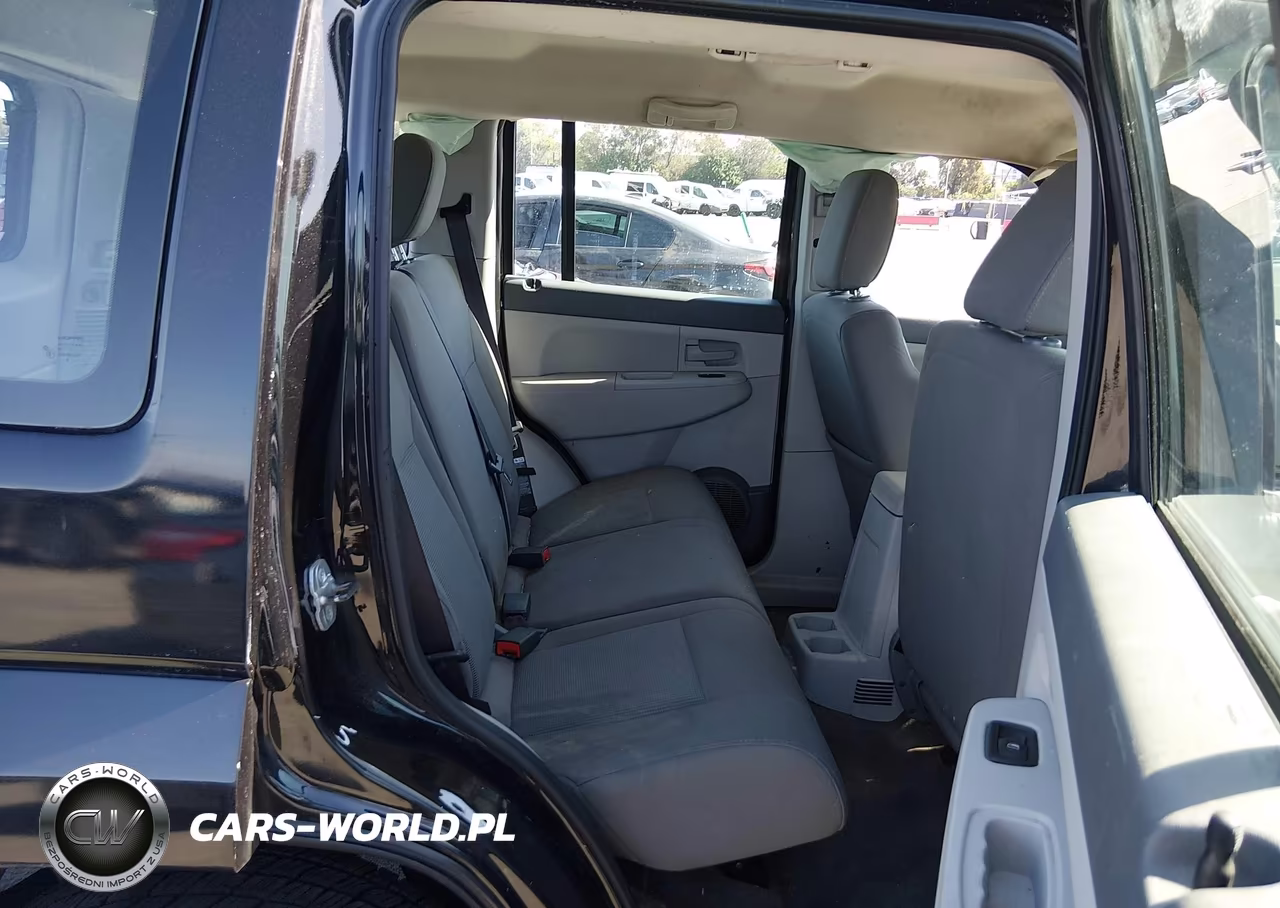 2008 Jeep Liberty Sport VIN:1J8GP28KX8W153286 - 8
