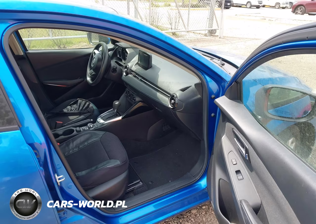 2016 Scion Ia VIN:3MYDLBZV5GY130585 - 5