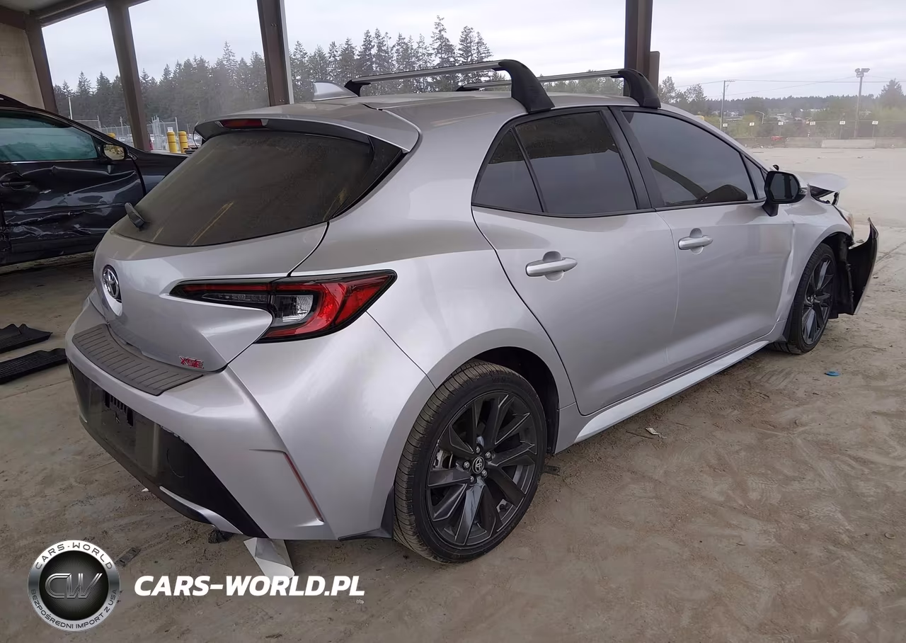 2023 Toyota Corolla Xse VIN:JTNC4MBE0P3194776 - 4