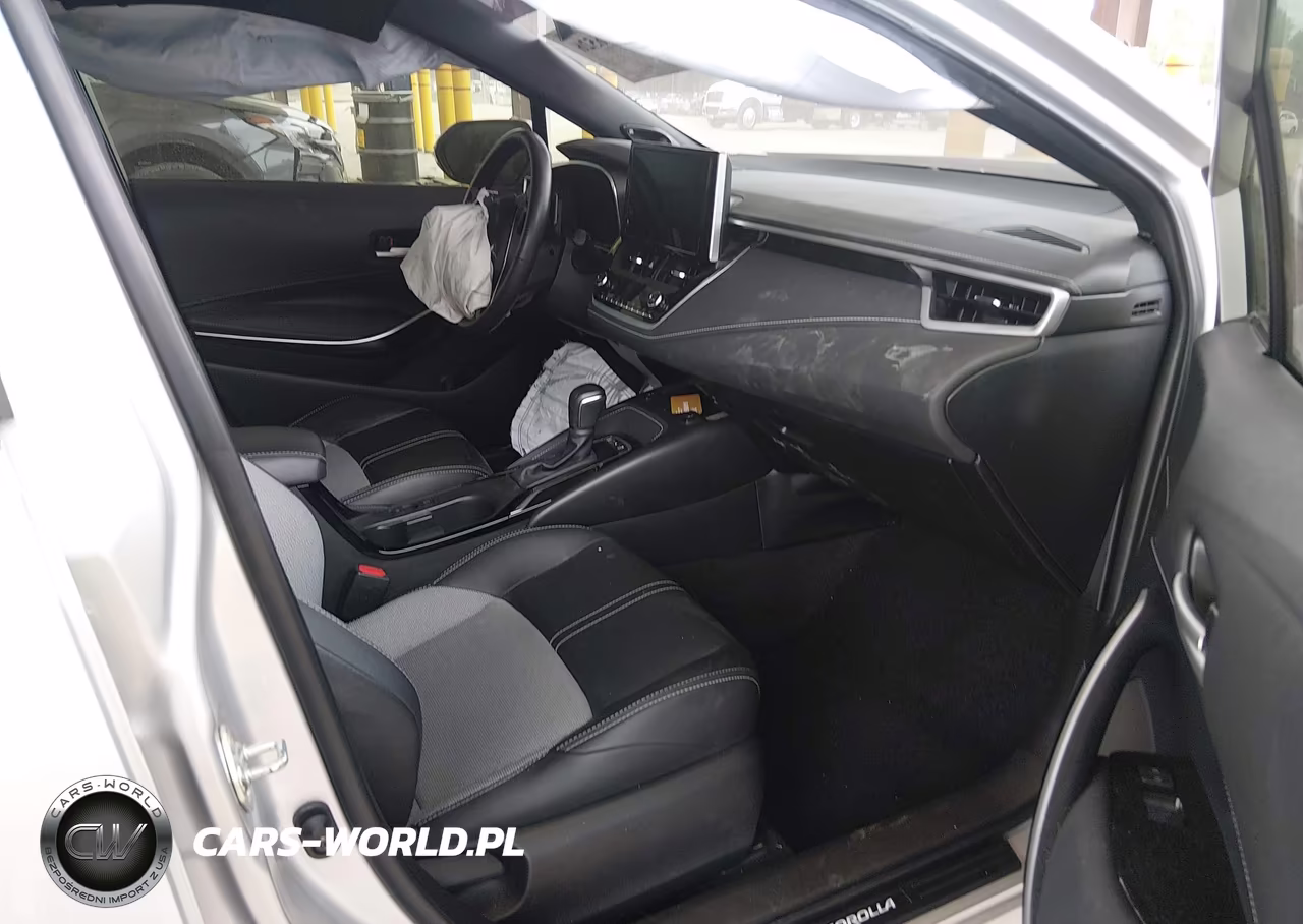 2023 Toyota Corolla Xse VIN:JTNC4MBE0P3194776 - 5