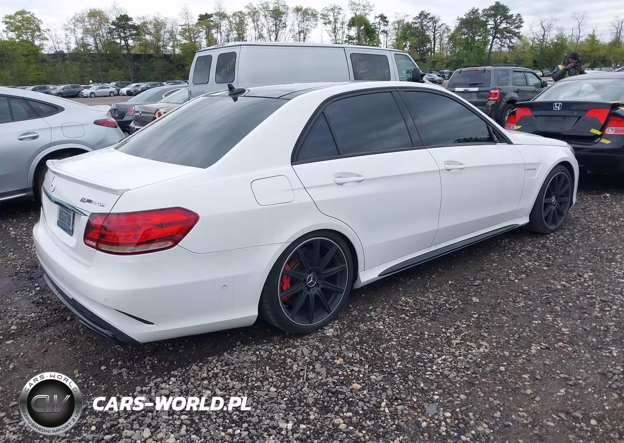 2015 Mercedes-Benz E 63 Amg S 4Matic VIN:WDDHF7GB1FB101018 - 4