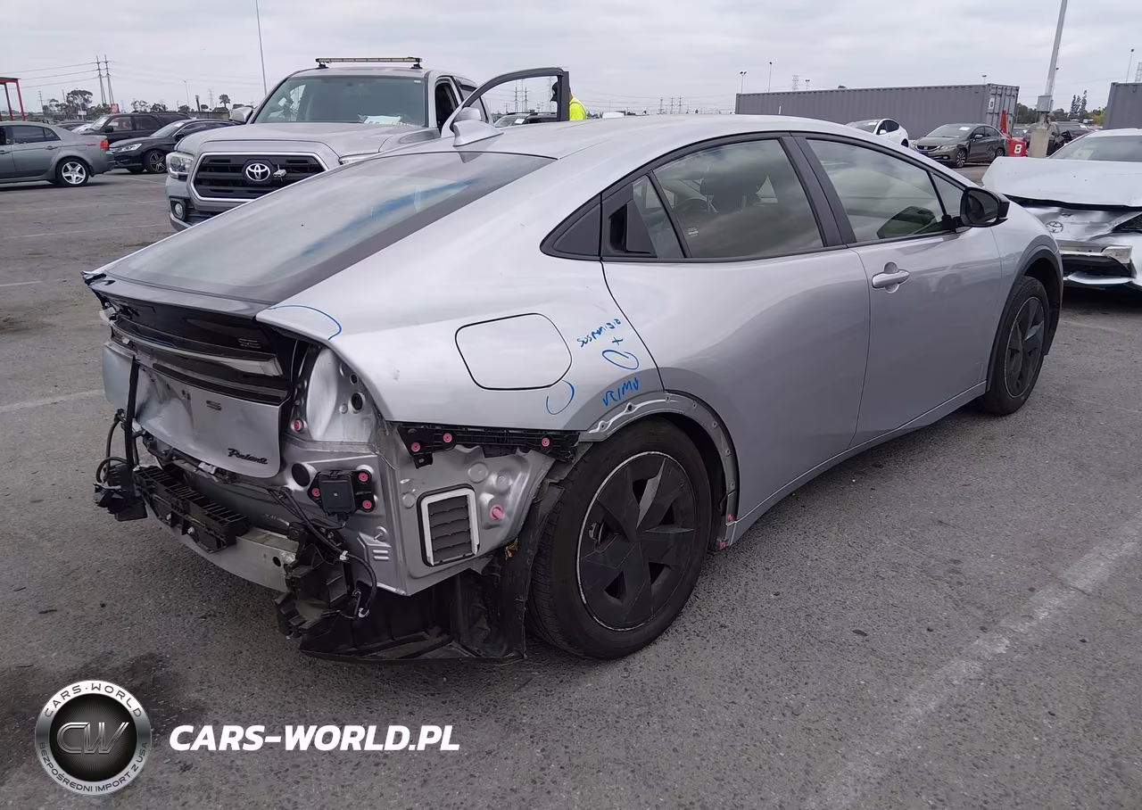 2024 Toyota Prius Prime Se VIN:JTDACACU1R3039692 - 4