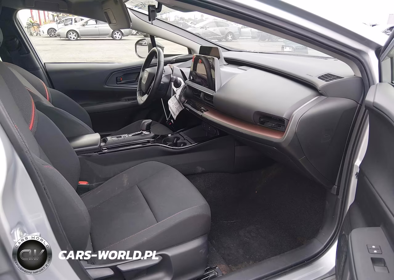 2024 Toyota Prius Prime Se VIN:JTDACACU1R3039692 - 5