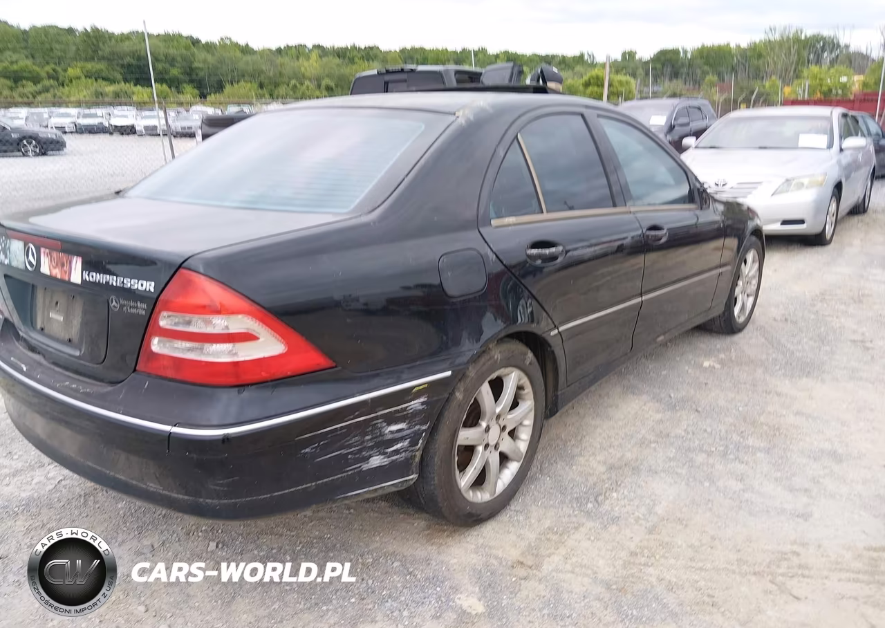 2003 Mercedes-Benz C 230 Kompressor Sport VIN:WDBRF40J73A515497 - 4