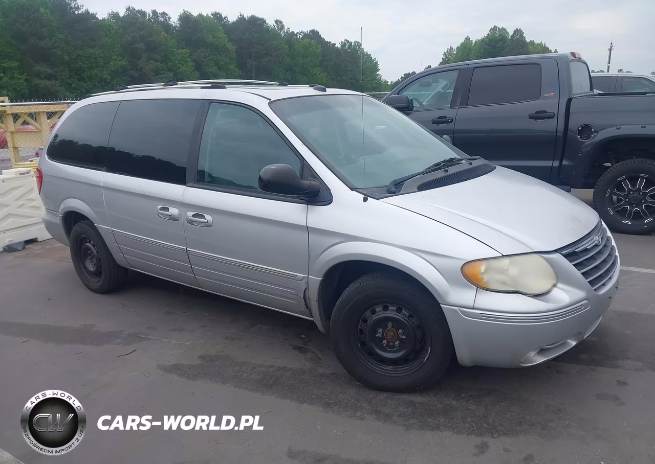 2005 Chrysler Town & Country Limited