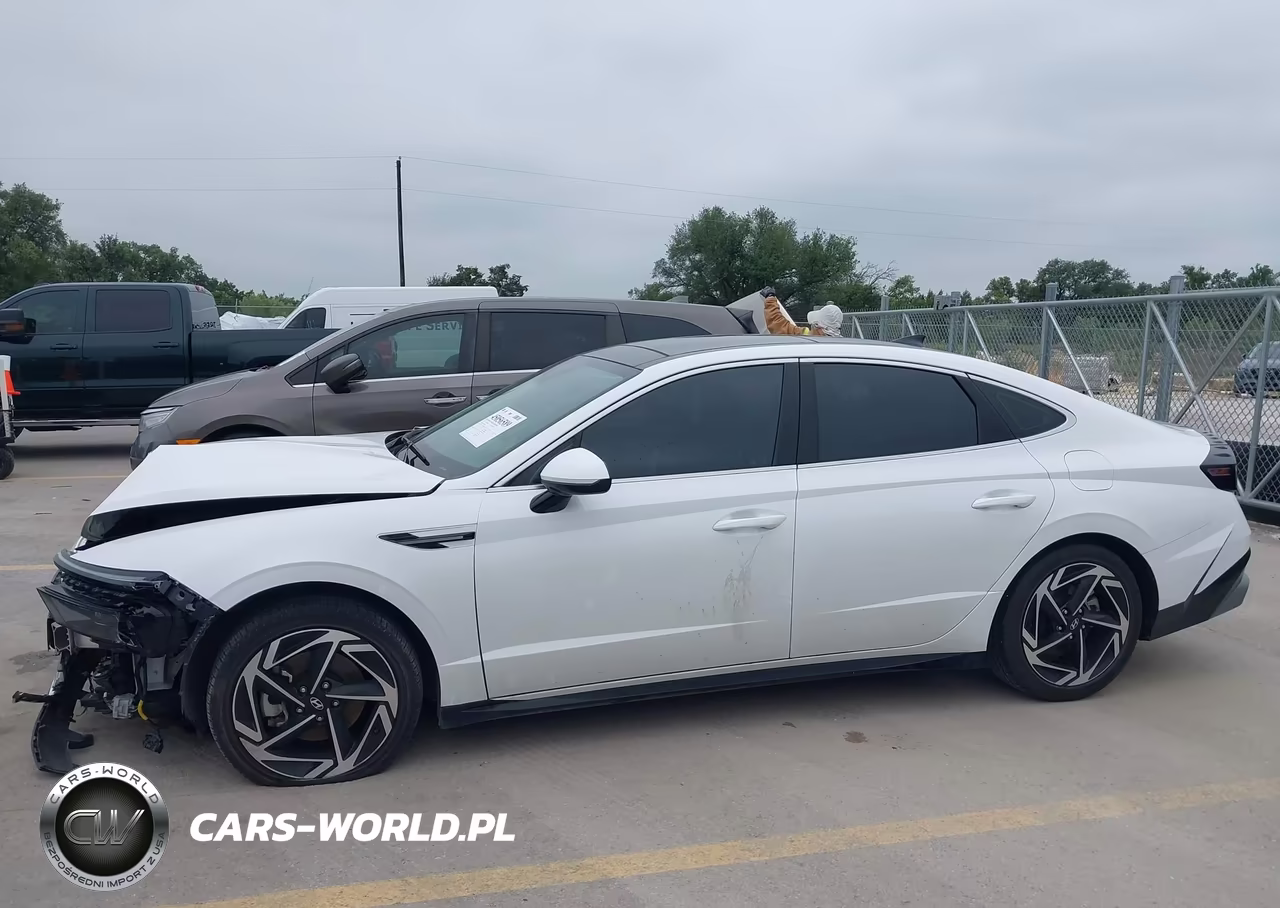 2025 Hyundai Sonata Sel Convenience VIN:KMHL14JA2SA439203 - 15