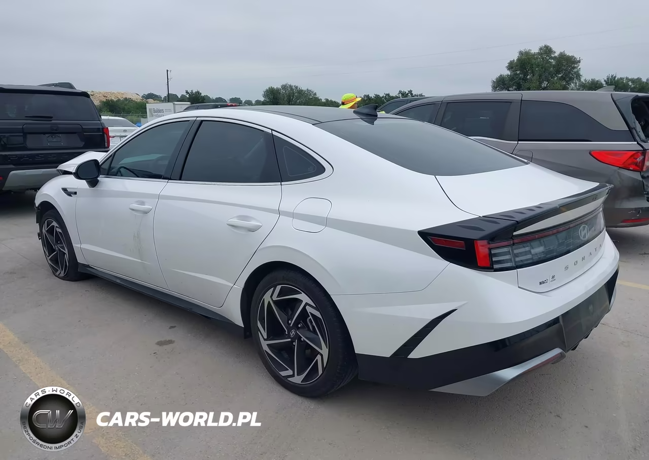 2025 Hyundai Sonata Sel Convenience VIN:KMHL14JA2SA439203 - 3