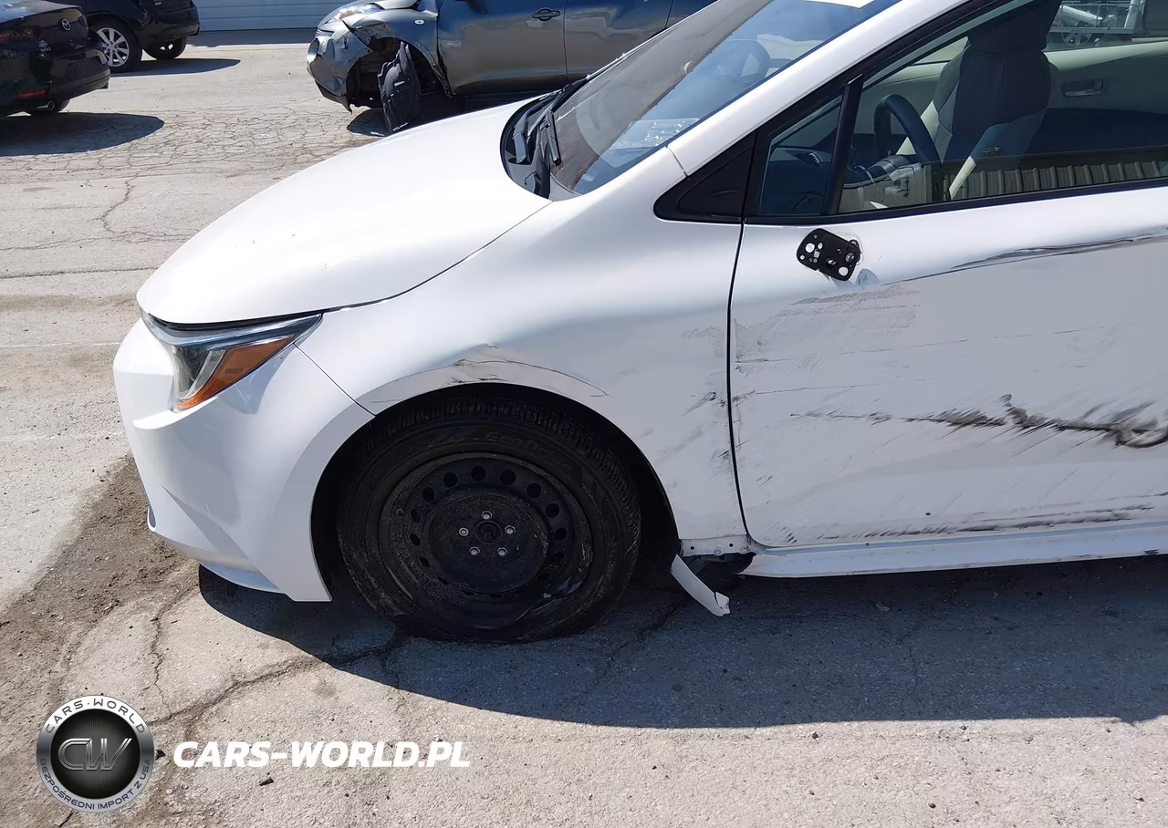 2020 Toyota Corolla Le VIN:5YFEPRAE5LP078817 - 6