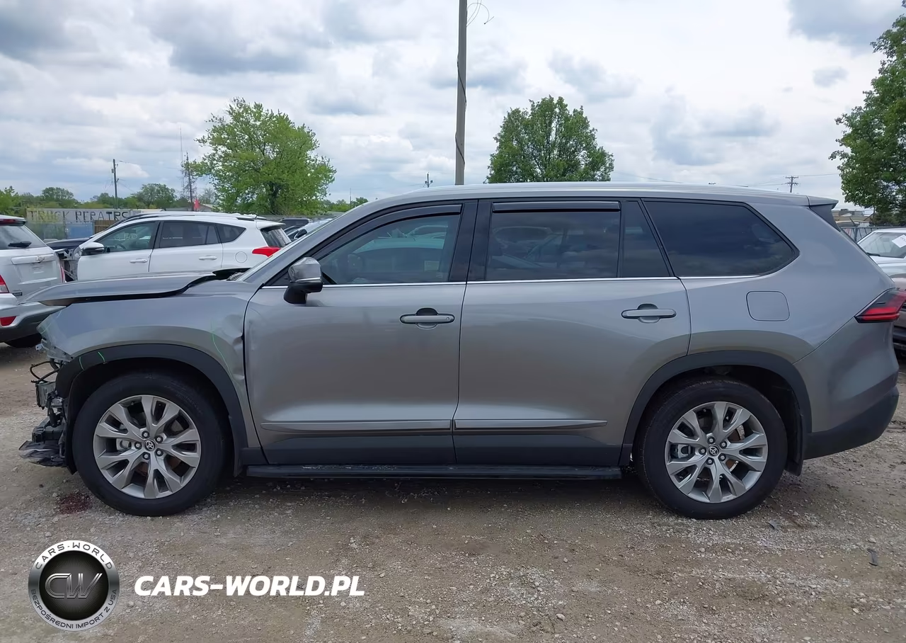 2026 Toyota Grand Highlander Hybrid Limited VIN:5TDACAB50TS070285 - 14