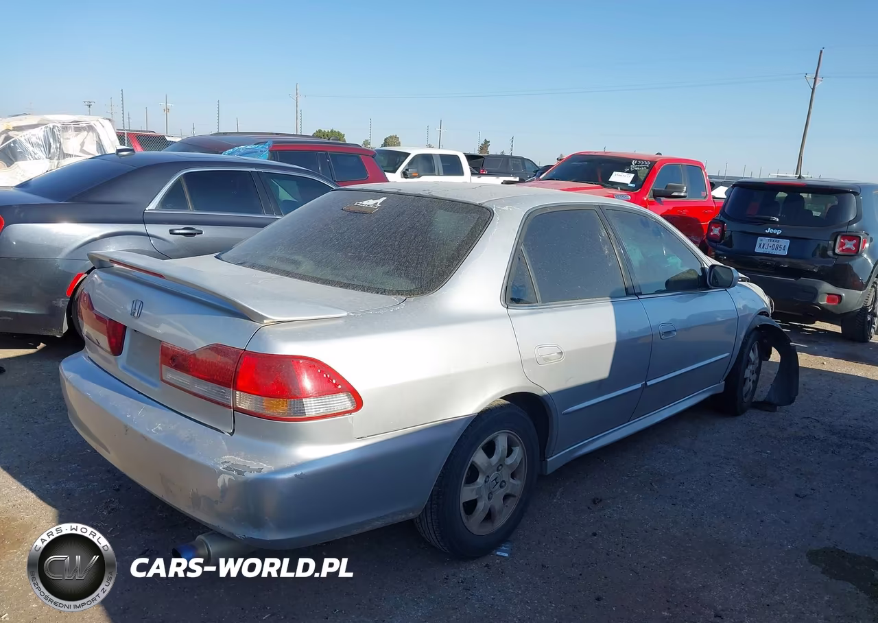 2001 Honda Accord 2.3 Ex VIN:JHMCG55671C006086 - 4