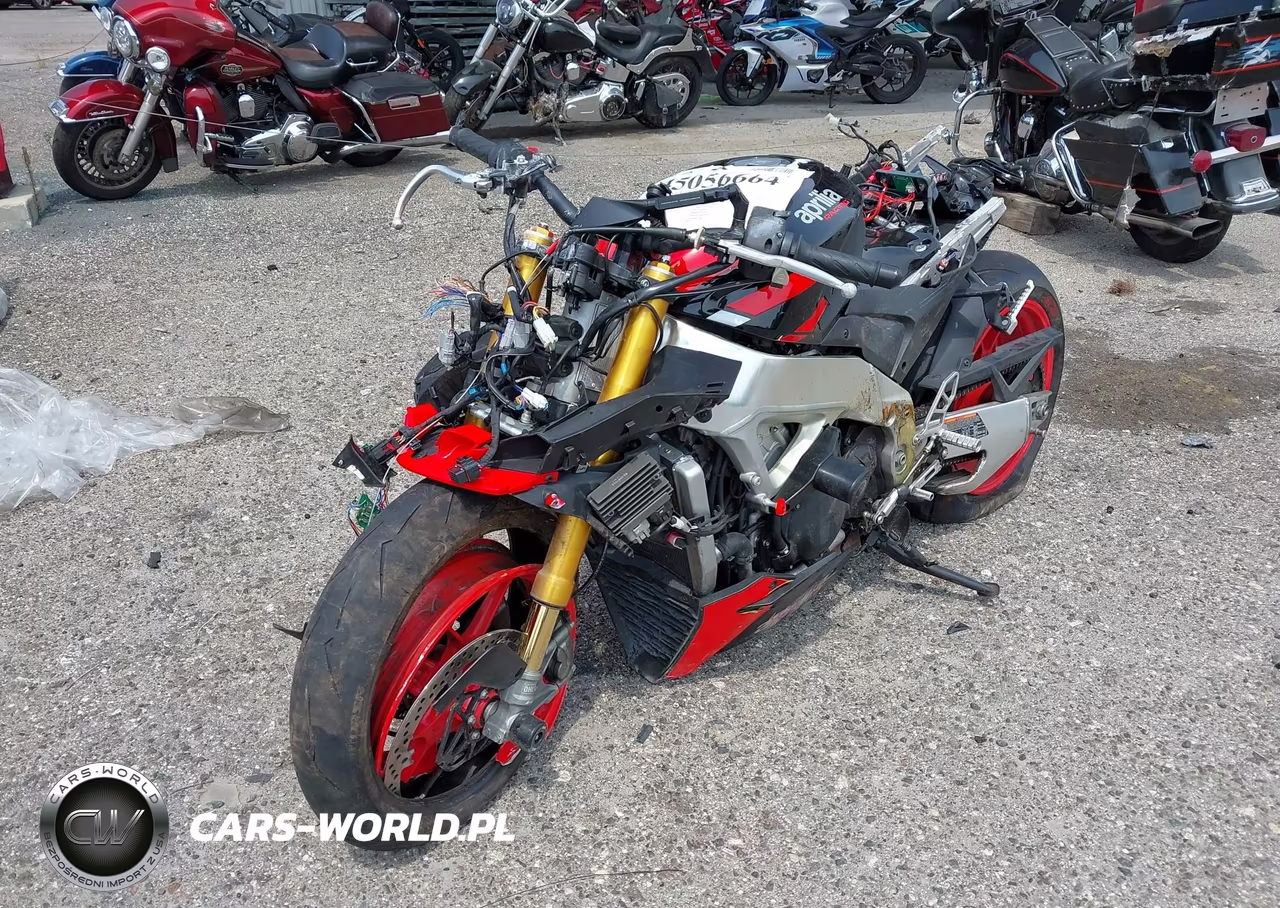 2021 Aprilia Tuono V4 1100 Factory VIN:ZD4KZUB05MS000089 - 2