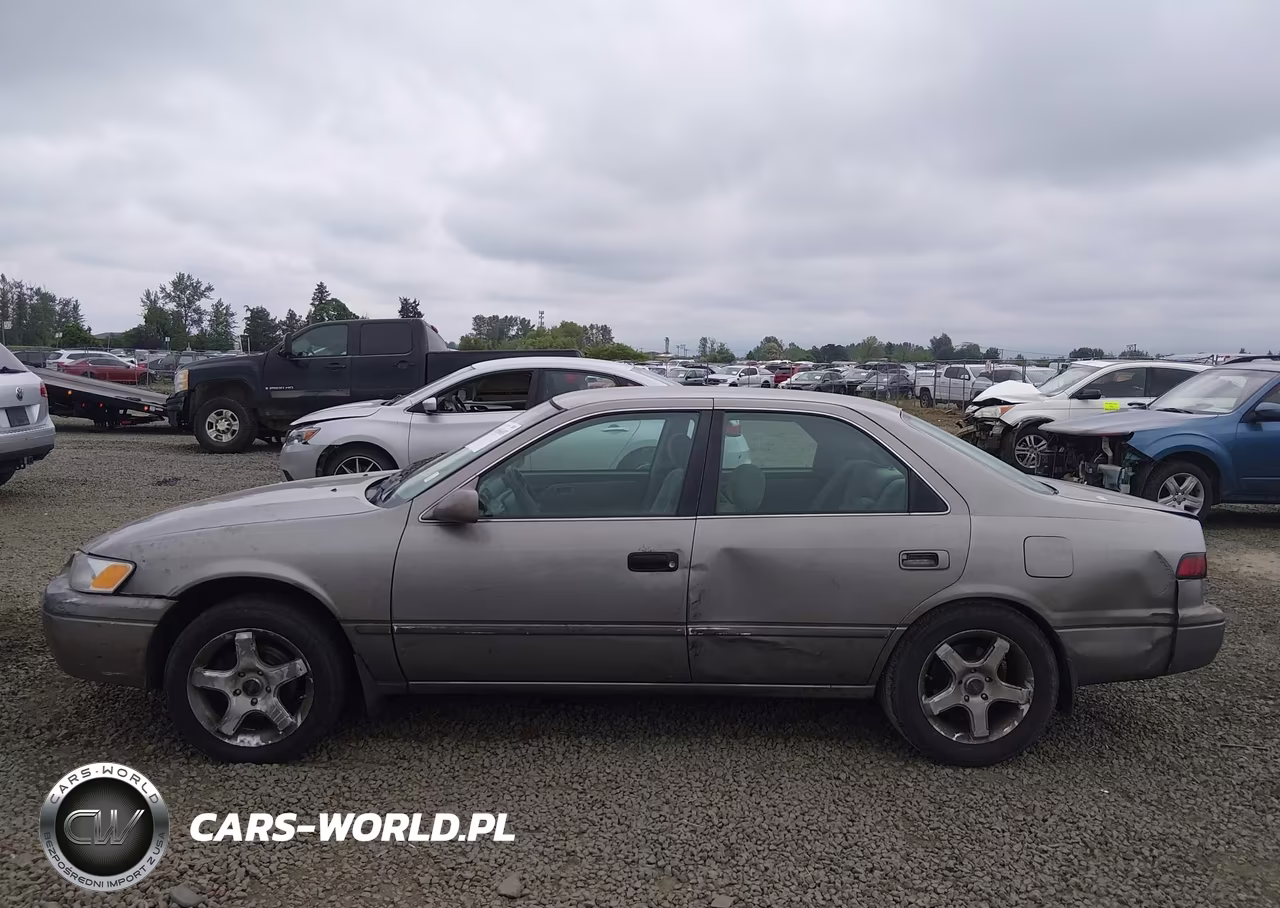 1998 Toyota Camry Le V6 VIN:4T1BF22K7WU046195 - 15