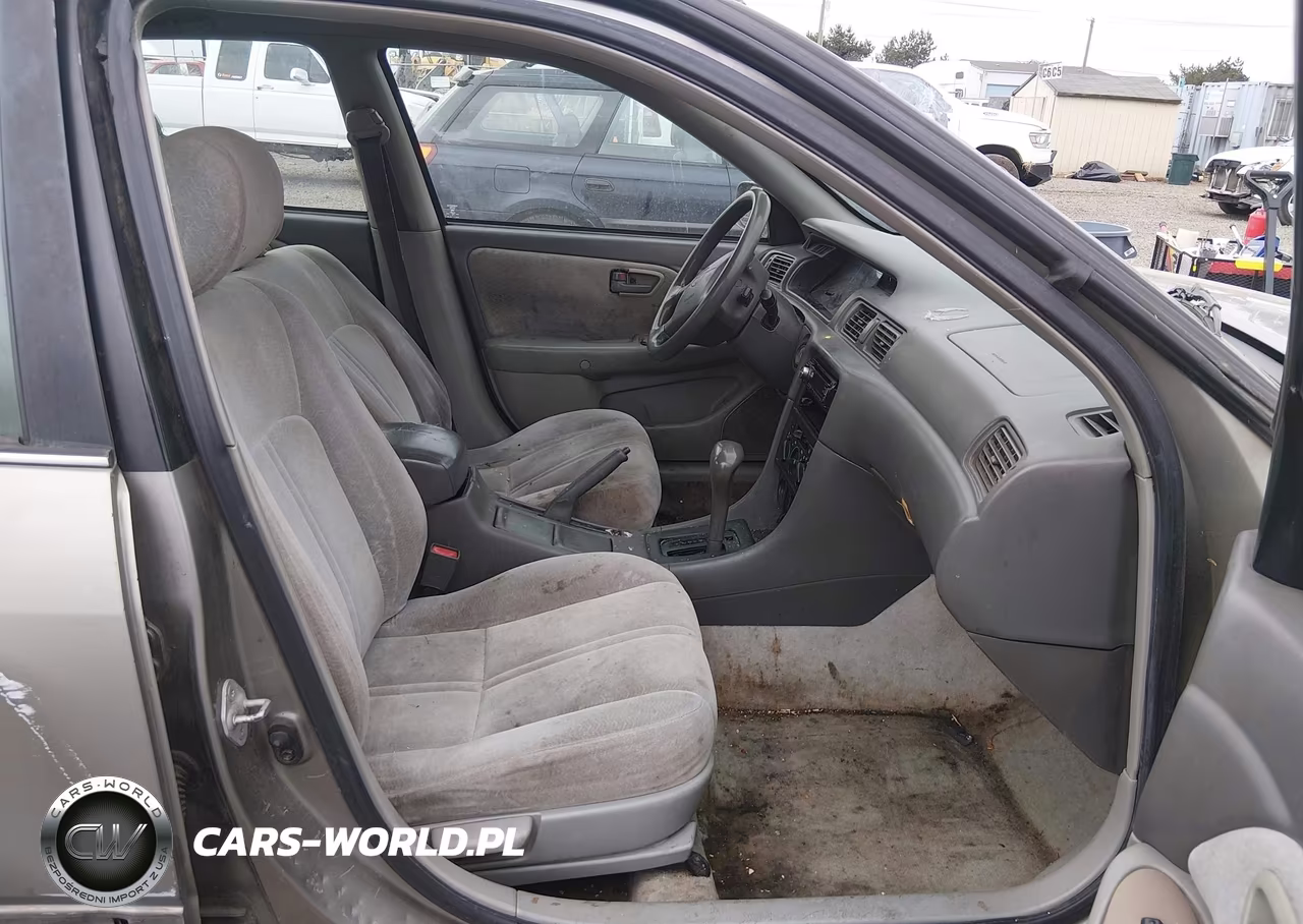 1998 Toyota Camry Le V6 VIN:4T1BF22K7WU046195 - 5