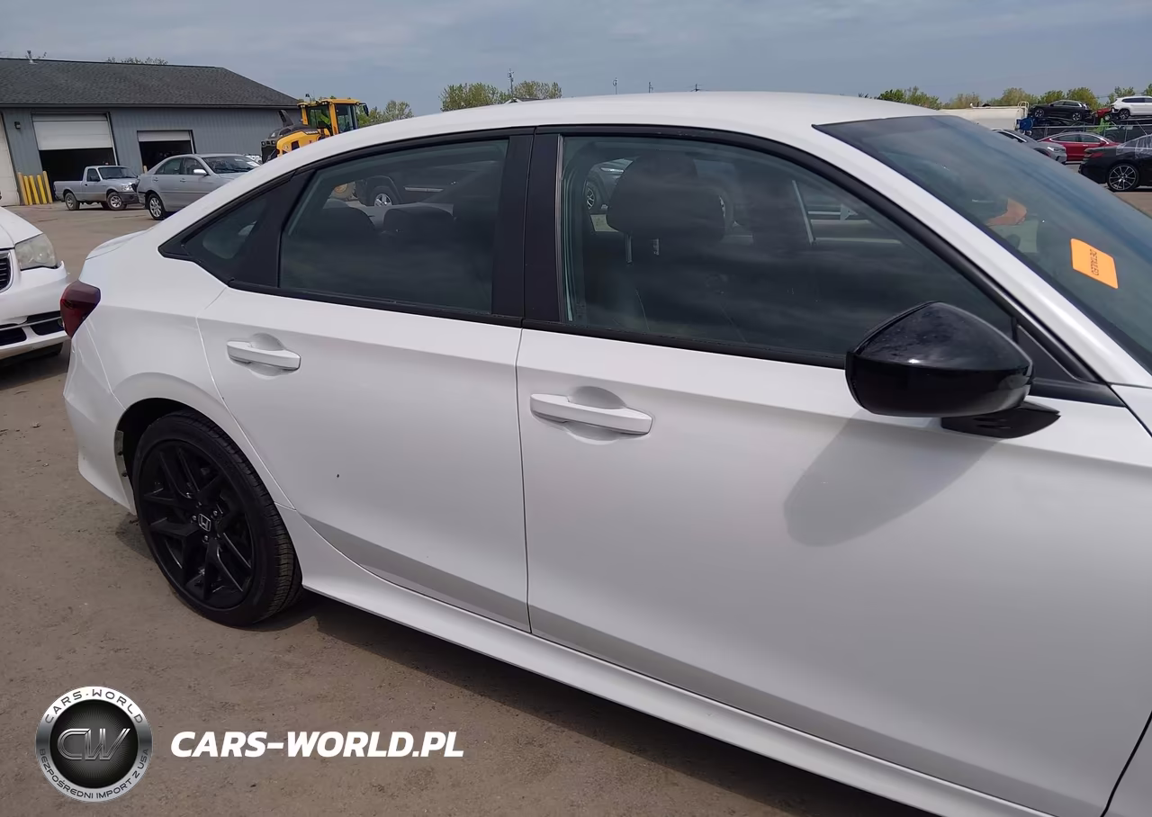 2025 Honda Civic Sport VIN:2HGFE2F57SH514440 - 13