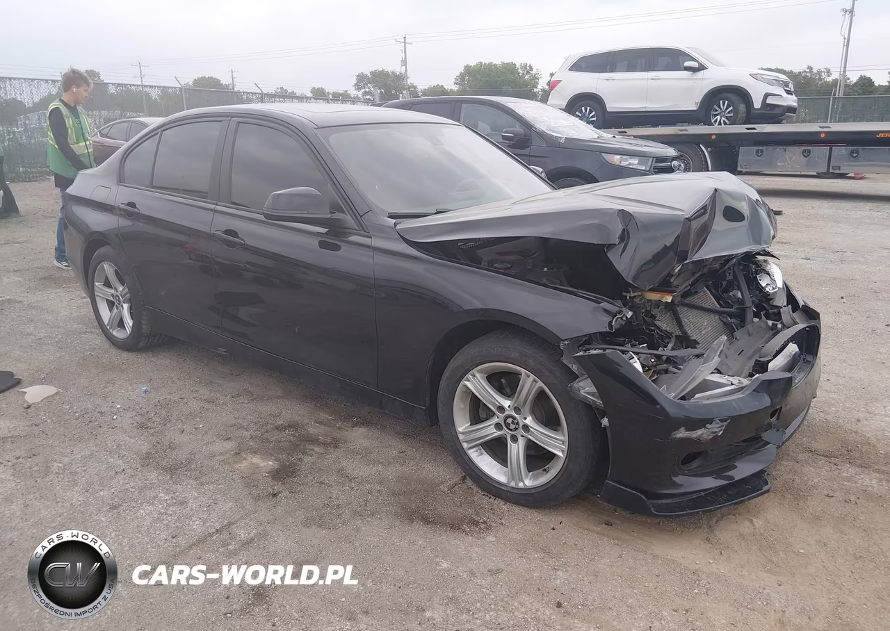 2013 BMW 328I xDrive – zdjęcie 1 z 16