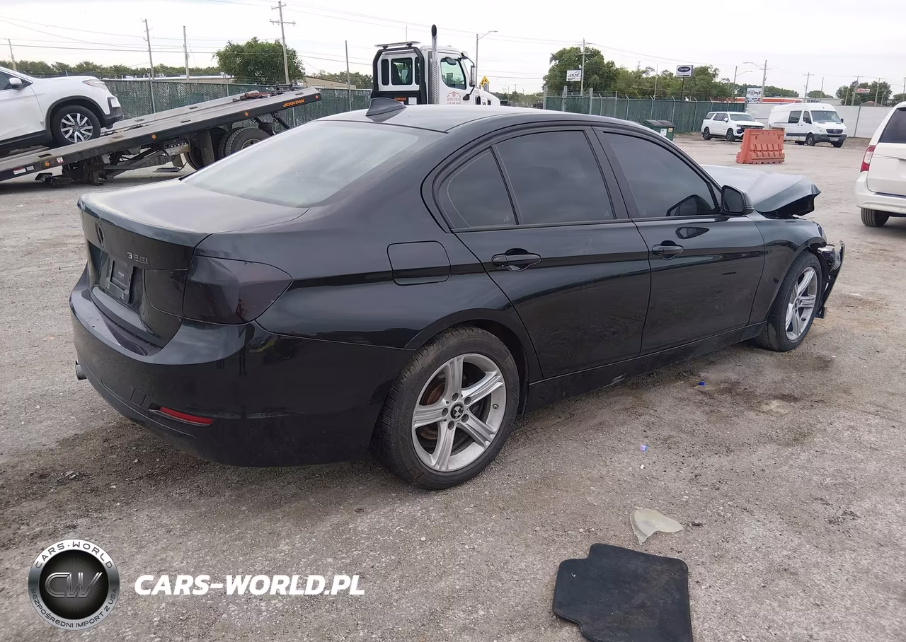 2013 BMW 328I xDrive VIN:WBA3B3C50DF532347 - 4