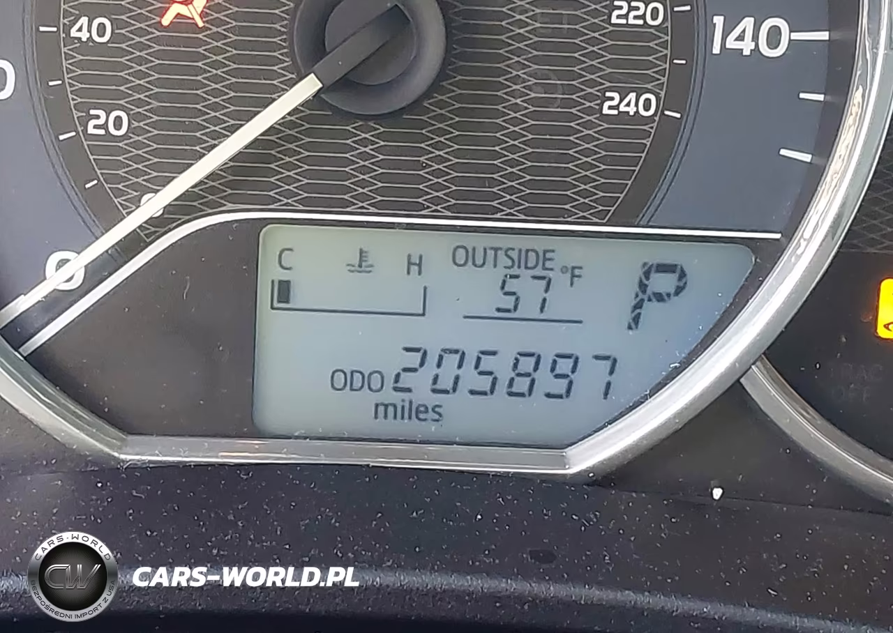 2015 Toyota Corolla Le VIN:5YFBURHE6FP231520 - 15