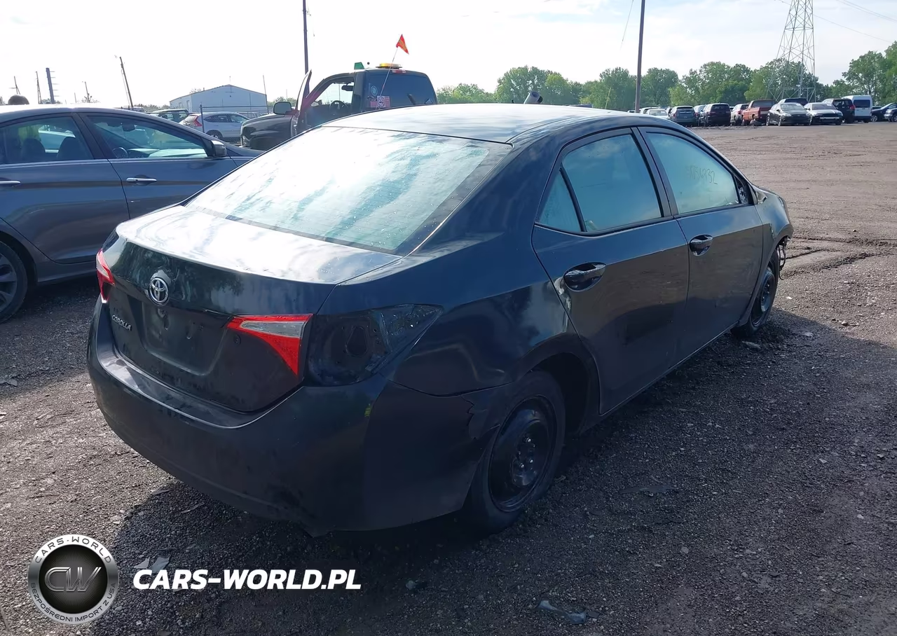 2015 Toyota Corolla Le VIN:5YFBURHE6FP231520 - 4