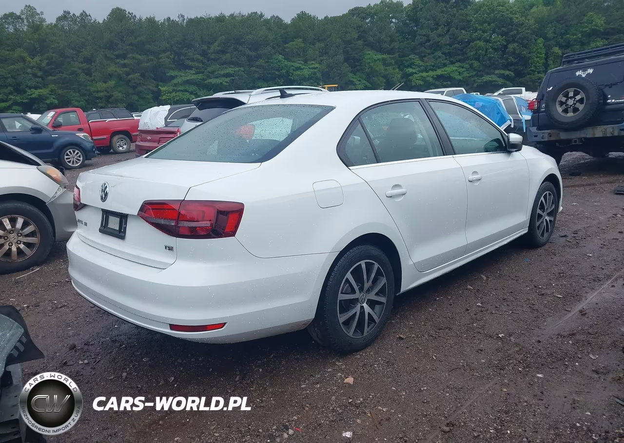 2018 Volkswagen Jetta 1.4T Se-1.4T Wolfsburg Edition VIN:3VWDB7AJ1JM249883 - 4