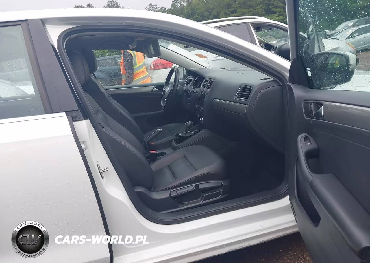 2018 Volkswagen Jetta 1.4T Se-1.4T Wolfsburg Edition VIN:3VWDB7AJ1JM249883 - 5