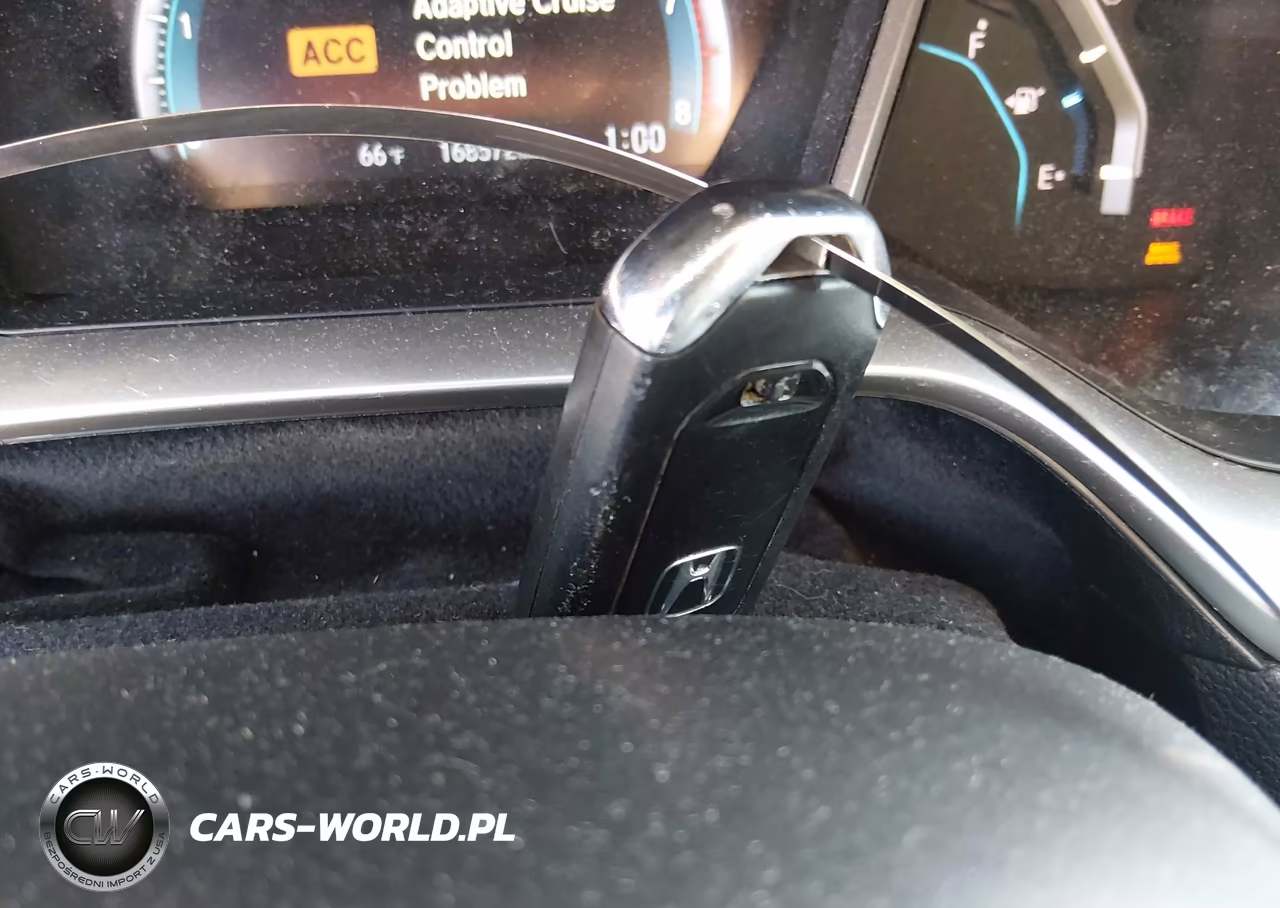 2016 Honda Civic Touring VIN:19XFC1F96GE001586 - 11