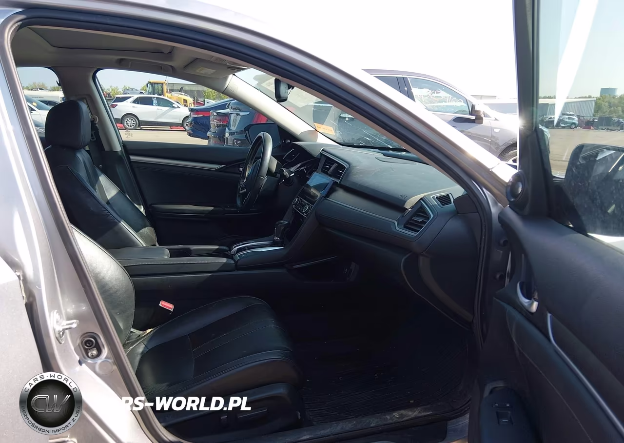 2016 Honda Civic Touring VIN:19XFC1F96GE001586 - 5