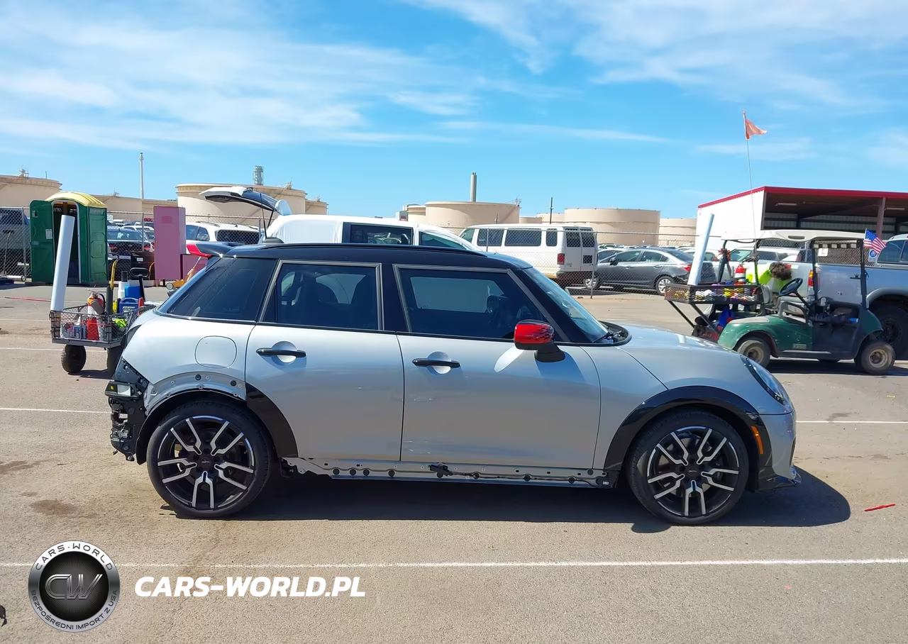 2026 Mini Hardtop Cooper S VIN:WMW53GD05T2Y08527 - 14
