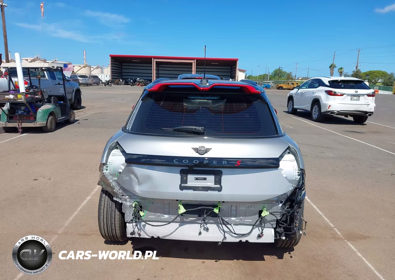 2026 Mini Hardtop Cooper S VIN:WMW53GD05T2Y08527 - 17