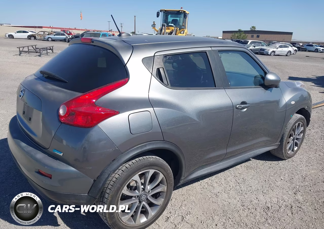 2012 Nissan Juke Sv VIN:JN8AF5MRXCT114037 - 4