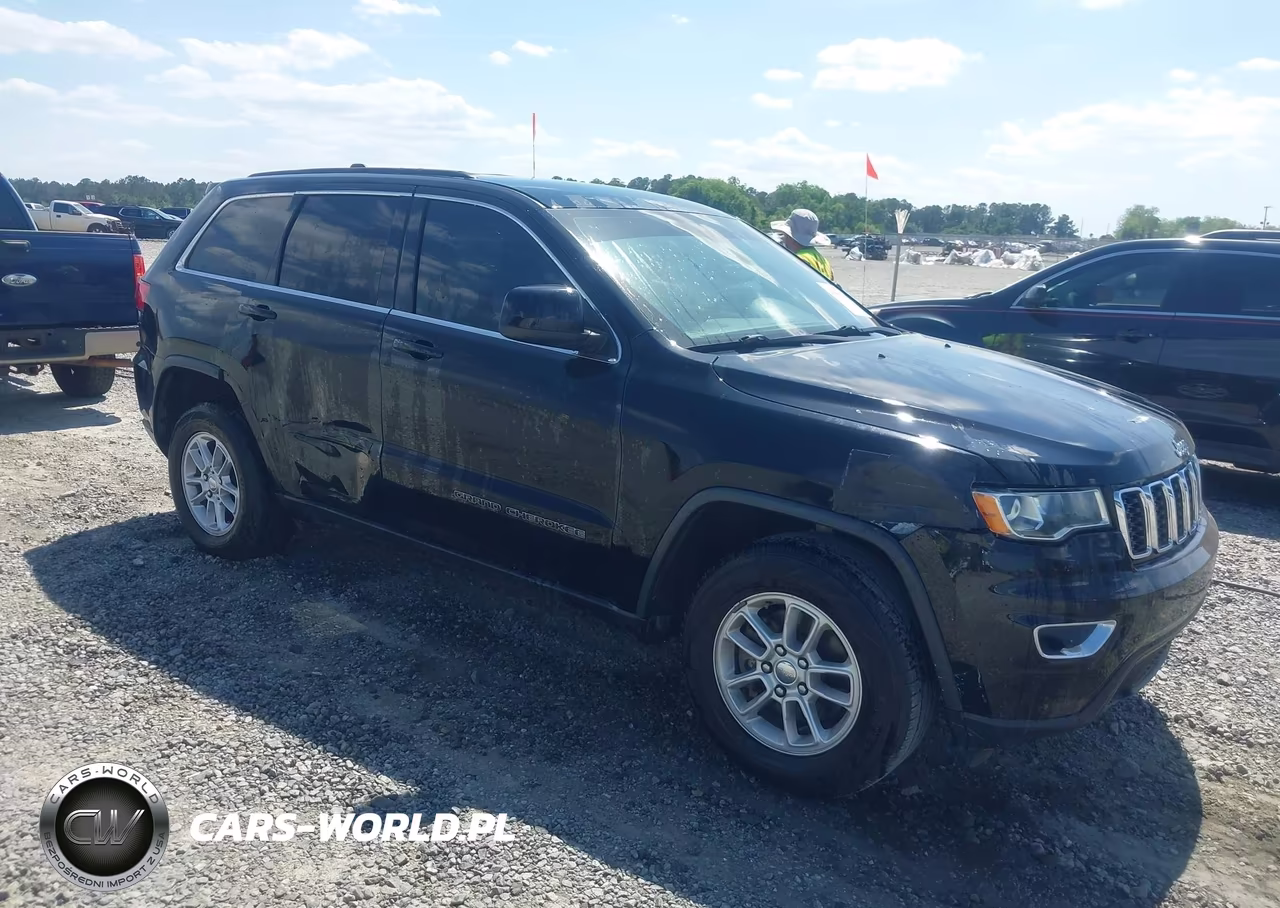 2018 Jeep Grand Cherokee Laredo 4X2