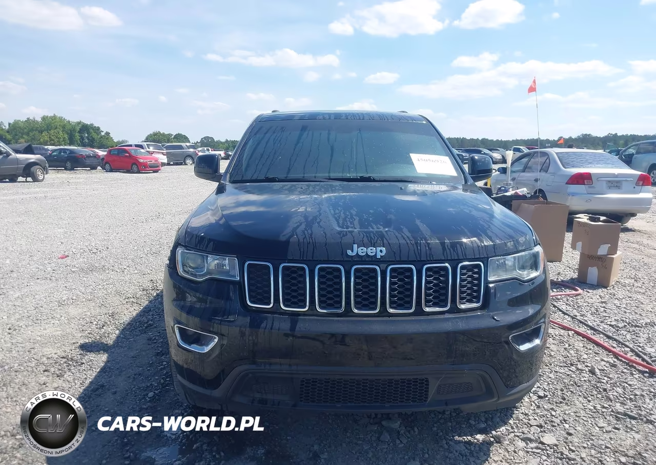 2018 Jeep Grand Cherokee Laredo 4X2 VIN:1C4RJEAG5JC438140 - 12