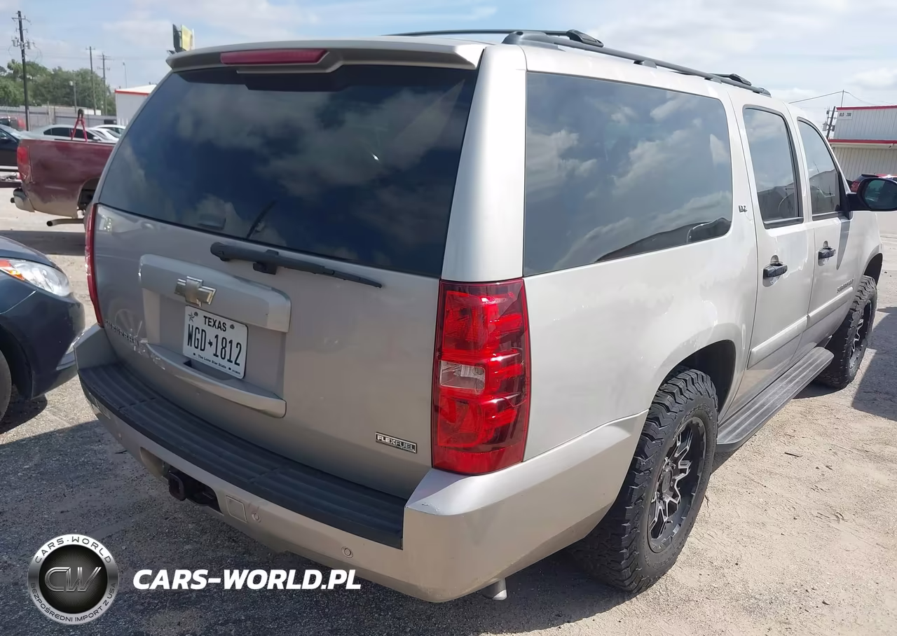 2008 Chevrolet Suburban 1500 Ltz VIN:1GNFC16038J205842 - 4