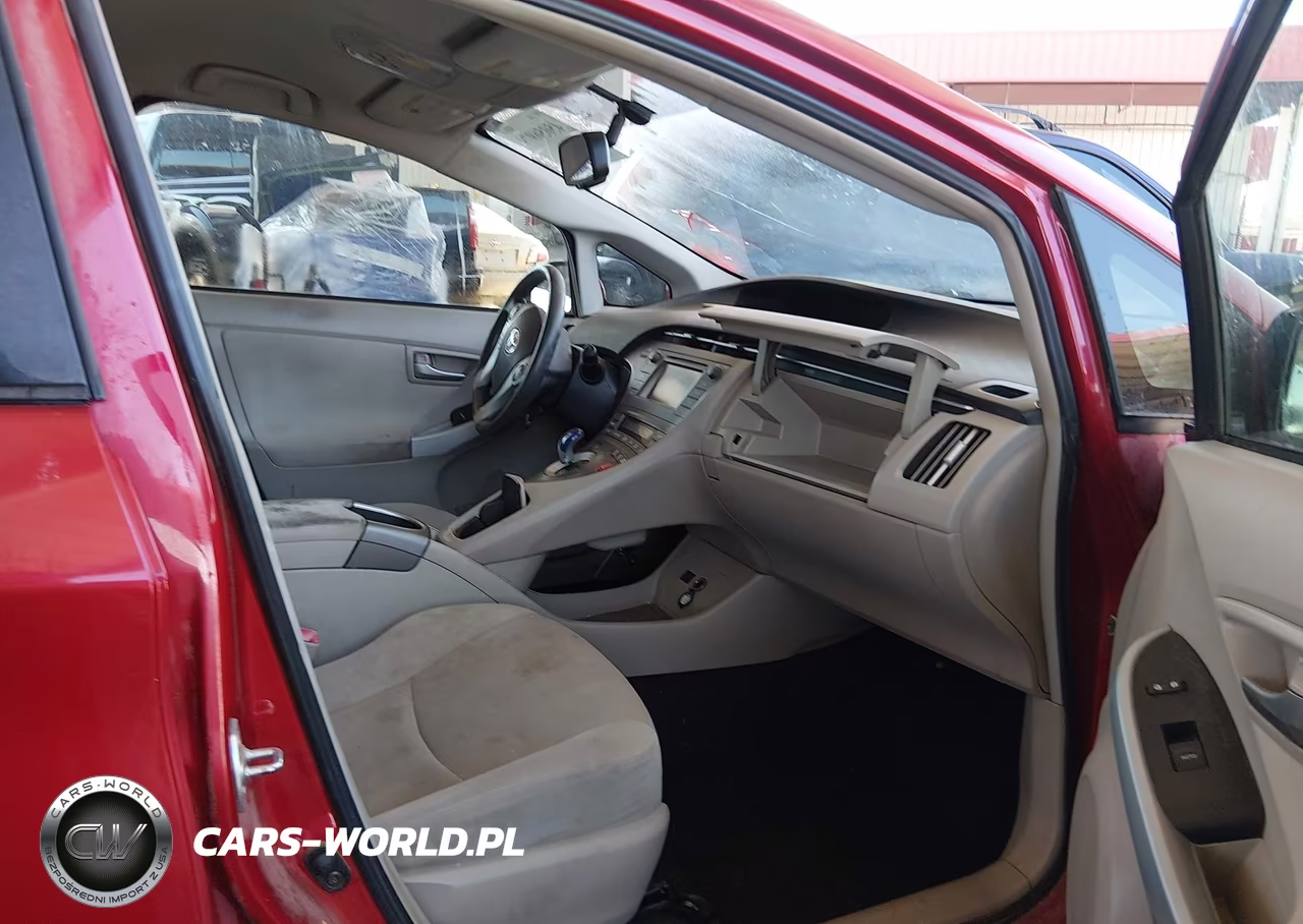 2012 Toyota Prius Two VIN:JTDKN3DU2C5463113 - 5
