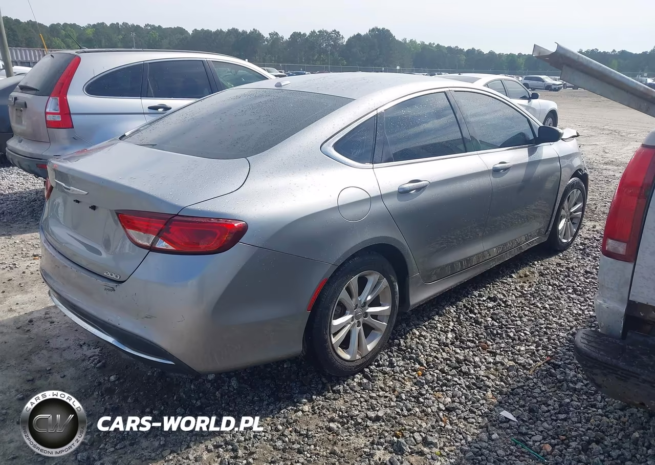 2015 Chrysler 200 Limited VIN:1C3CCCAB9FN619279 - 4