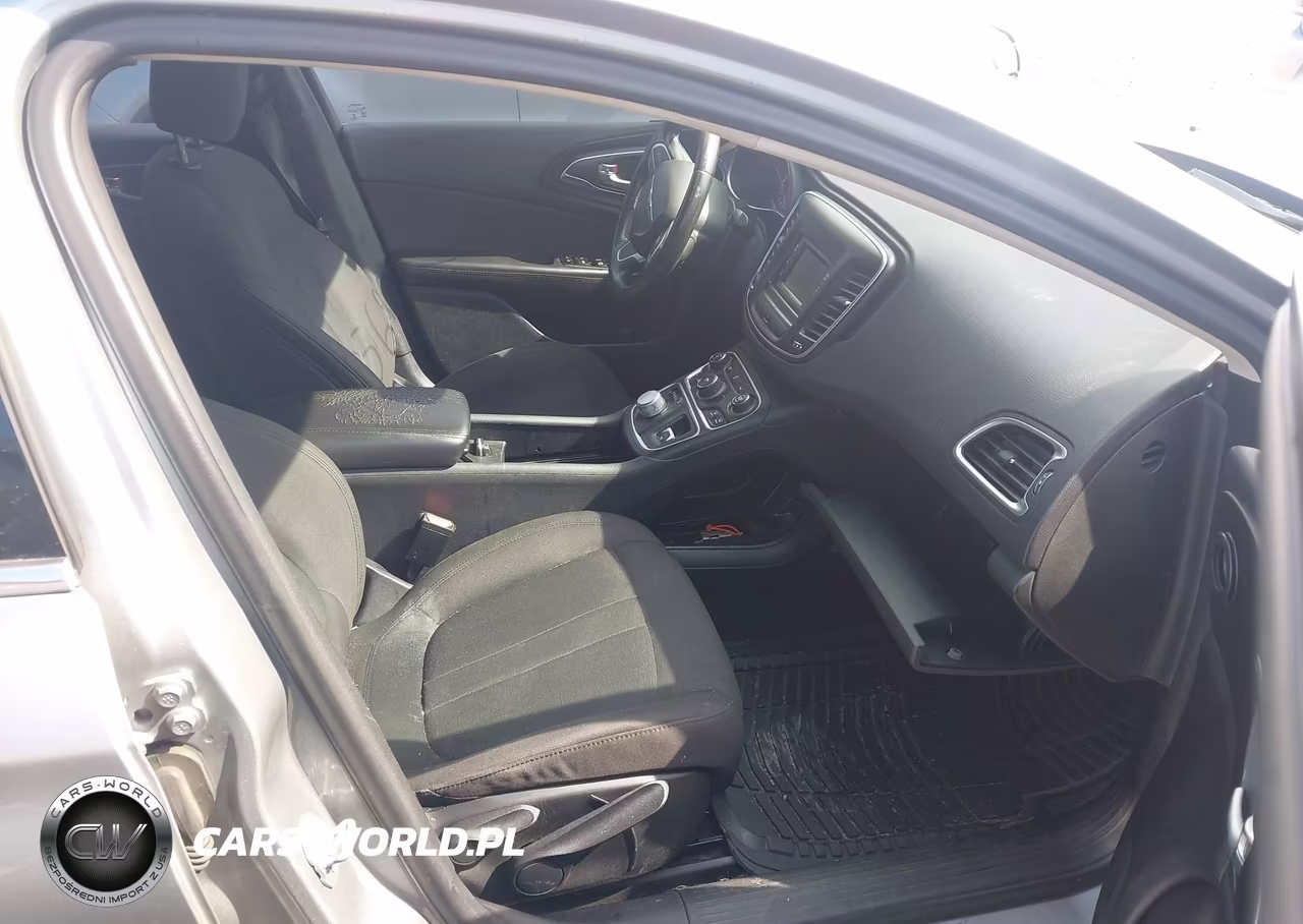 2015 Chrysler 200 Limited VIN:1C3CCCAB9FN619279 - 5
