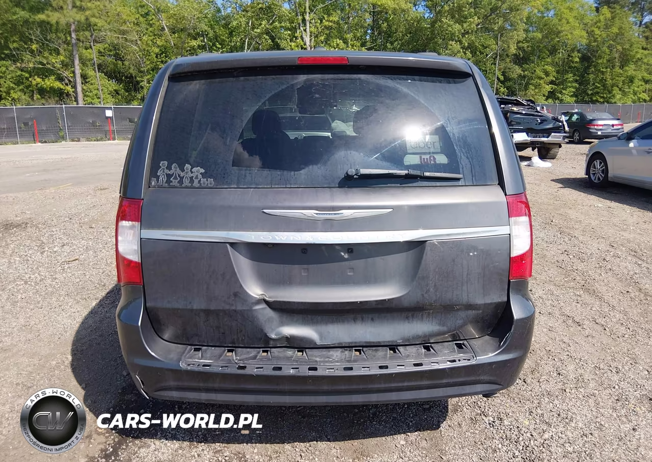 2016 Chrysler Town & Country Touring VIN:2C4RC1BG6GR138043 - 17