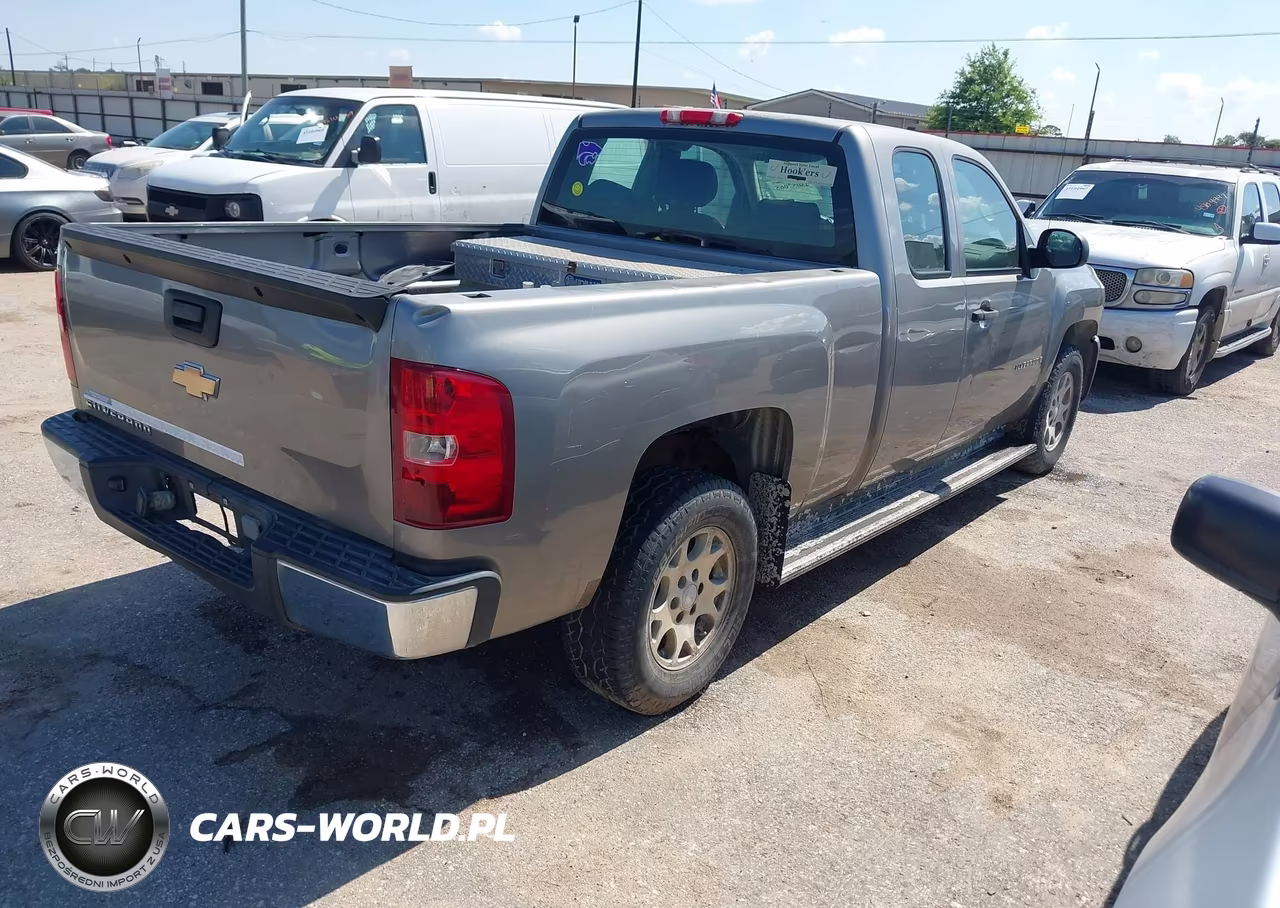 2007 Chevrolet Silverado 1500 Work Truck VIN:2GCEC19C871586641 - 4