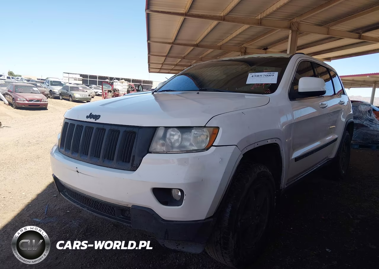 2011 Jeep Grand Cherokee Laredo VIN:1J4RS4GG6BC569295 - 2