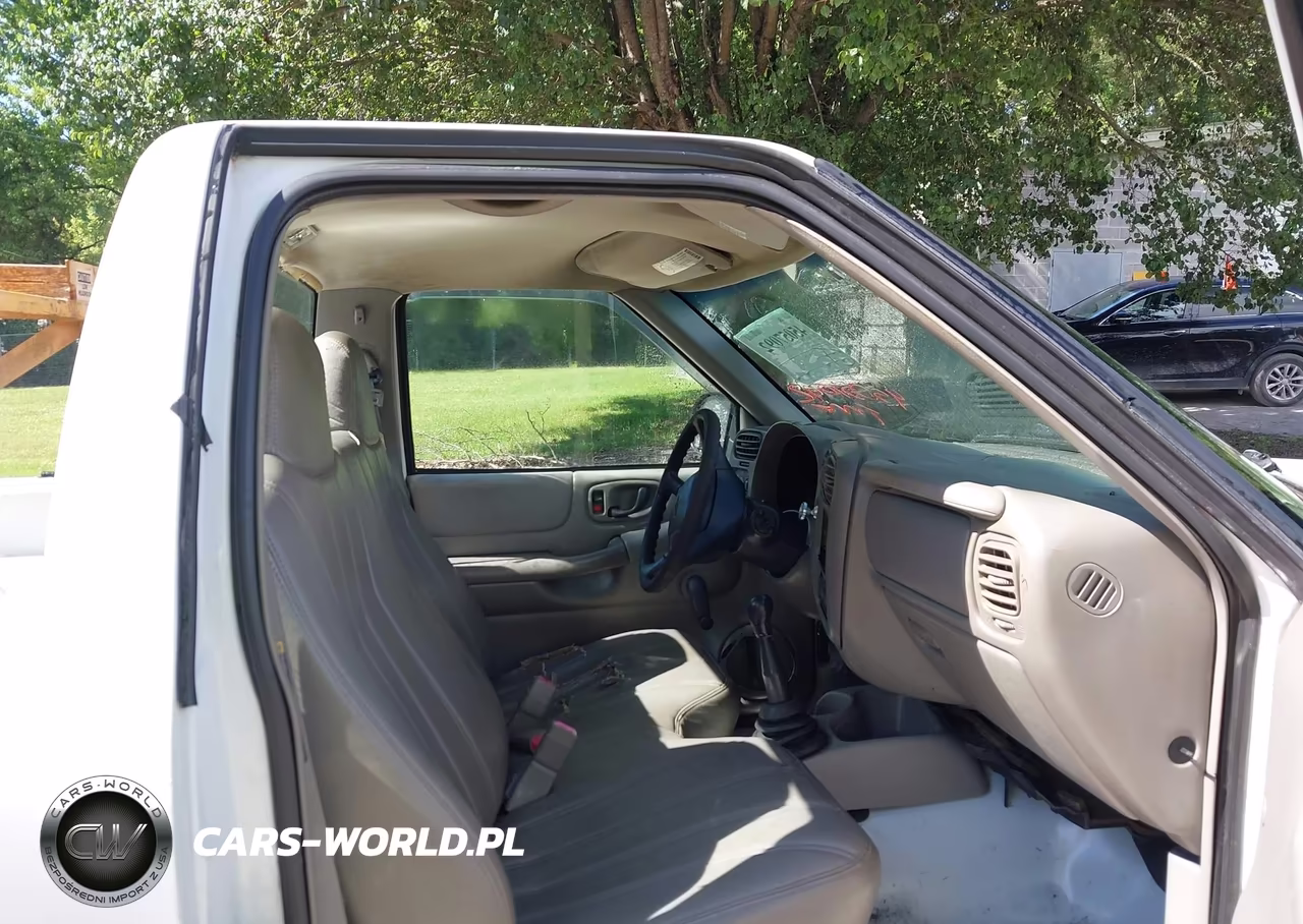 1999 Chevrolet S-10 VIN:1GCCS1446XK117090 - 5