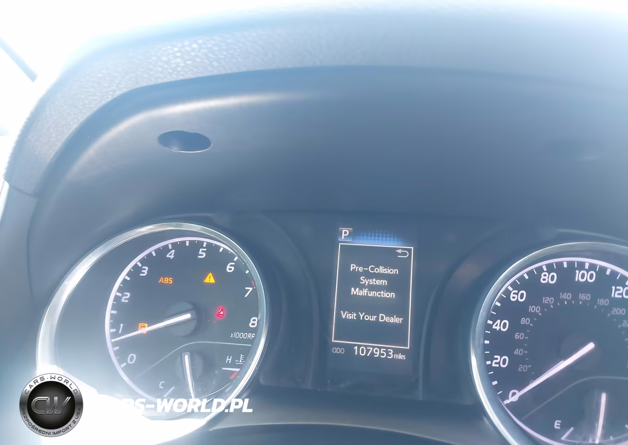 2018 Toyota Camry Se VIN:4T1B11HK5JU147308 - 15