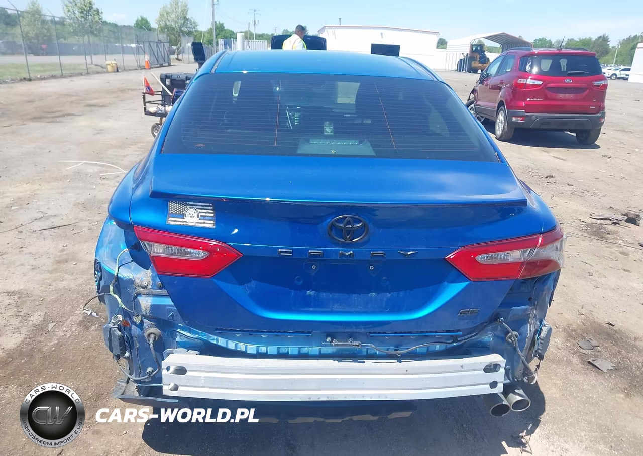 2018 Toyota Camry Se VIN:4T1B11HK5JU147308 - 16