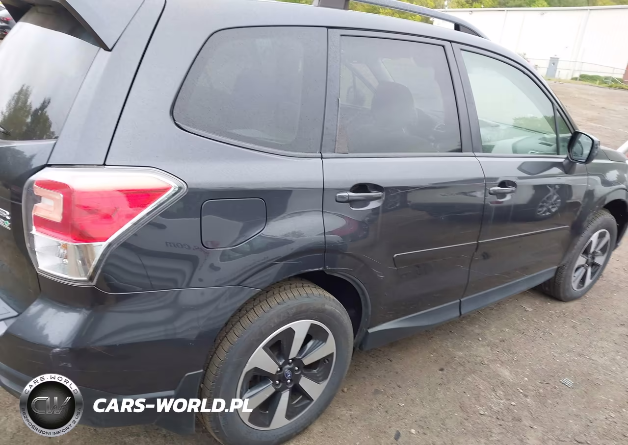 2017 Subaru Forester 2.5I Premium VIN:JF2SJAGC6HH519709 - 3
