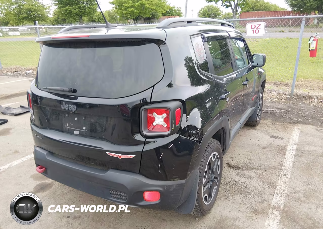 2015 Jeep Renegade Trailhawk VIN:ZACCJBCT0FPB72716 - 4