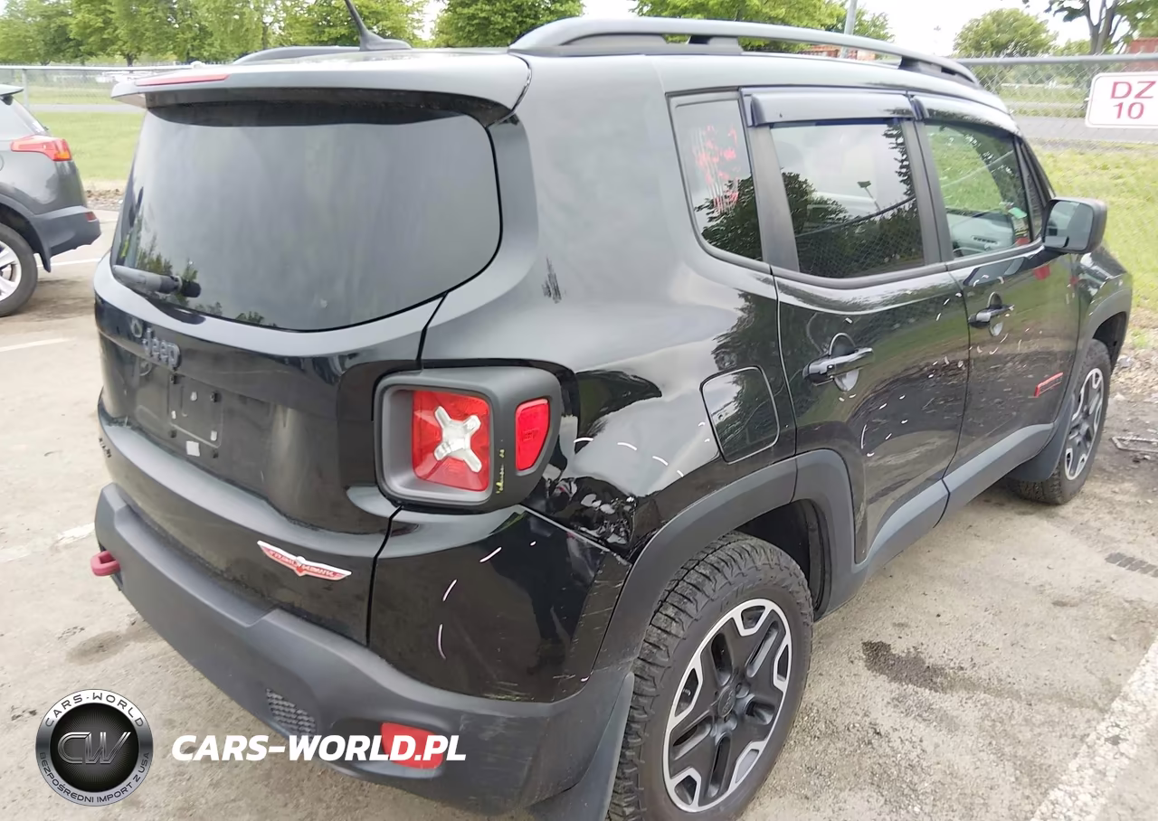 2015 Jeep Renegade Trailhawk VIN:ZACCJBCT0FPB72716 - 6