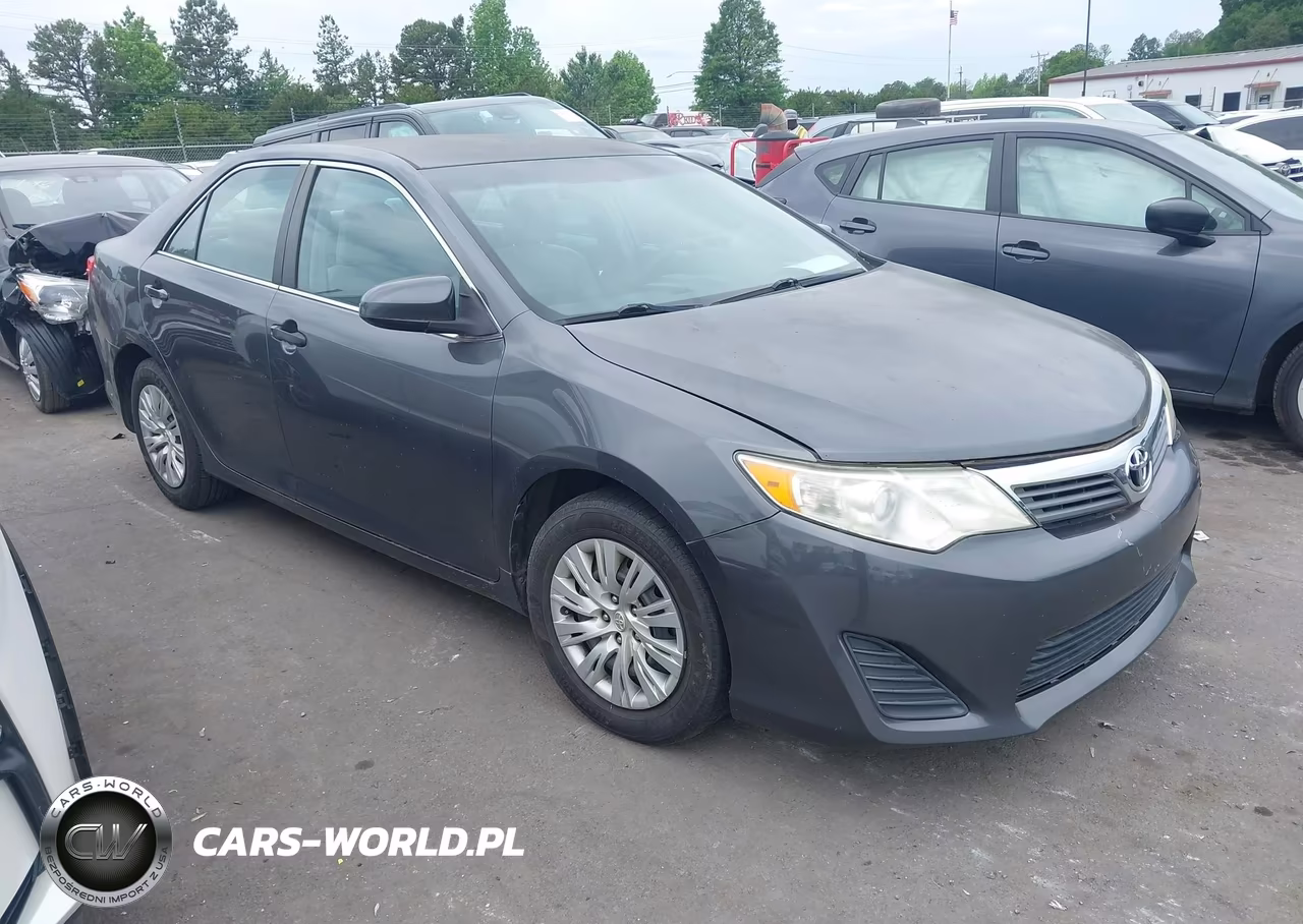 Główne zdjęcie 2012 Toyota Camry L