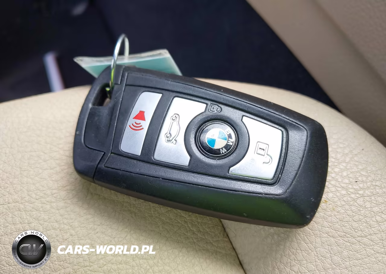 2018 BMW 320I VIN:WBA8A9C59JAH12143 - 11
